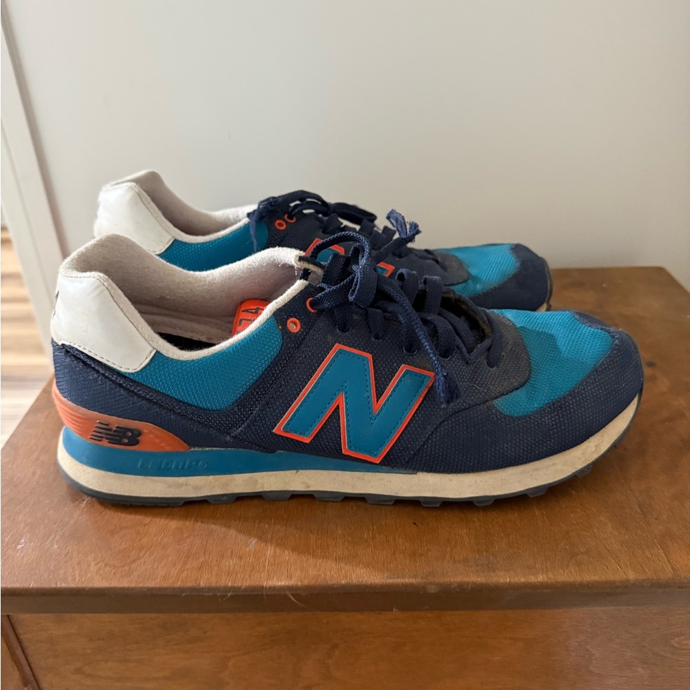 574 New Balance Navy and Teal Athletic Shoes